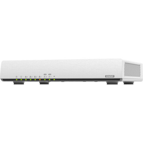 QNAP QHora-301W AX3600 Wireless Dual-Band 10Gb / Gigabit SD-WAN Router